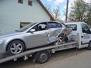 Zolivisz Autómentés és autószállítás Bonyhád